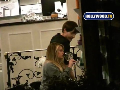 EXCLUSIVE: Jessica Simpson Gets Her Hair Cut at Ken Paves Salon