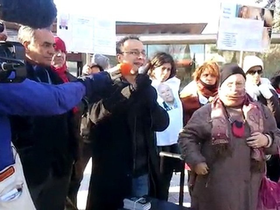 Nous persistons et signons! « Ali Ziri 69 ans mort le 11 juin 2009 à la suite de son interpellation par la police nationale, ici même »