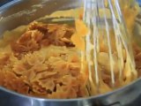 3 Minute Kitchen | Buffalo Chicken Mac and Cheese