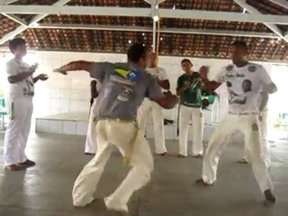 Roda de Capoeira na escola Ariosto