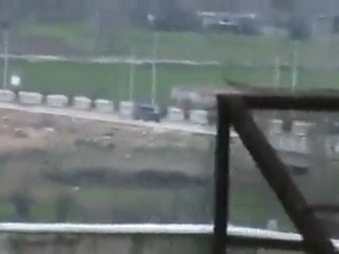 فري برس حمص الوعر الجديد هجوم المدرعات وتحليق الطيران هام جداً للأعلام 14 2 2012