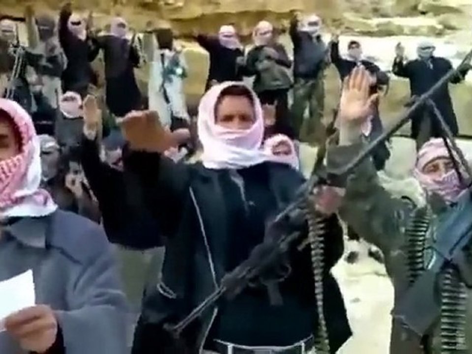 فري برس   حماه قسم كتيبة ام المؤمنين عائشة 11 2 2012