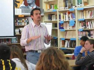 Lara Cantizani en el IES Mariano Baquero Goyanes