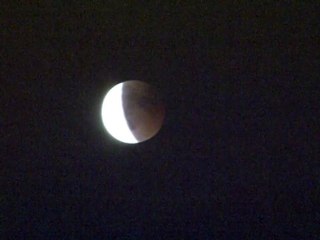 Eclipse de lune totale du 15 juin 2011