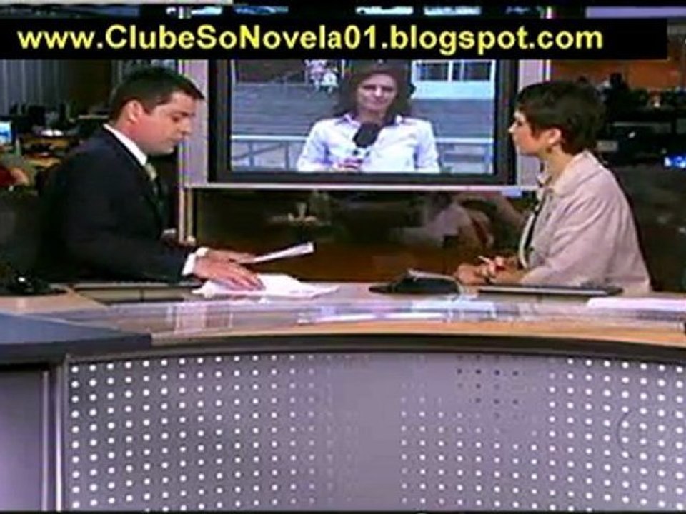Jornal Hoje Evarista e Sandro - Monalisa Perrone troca as bolas!