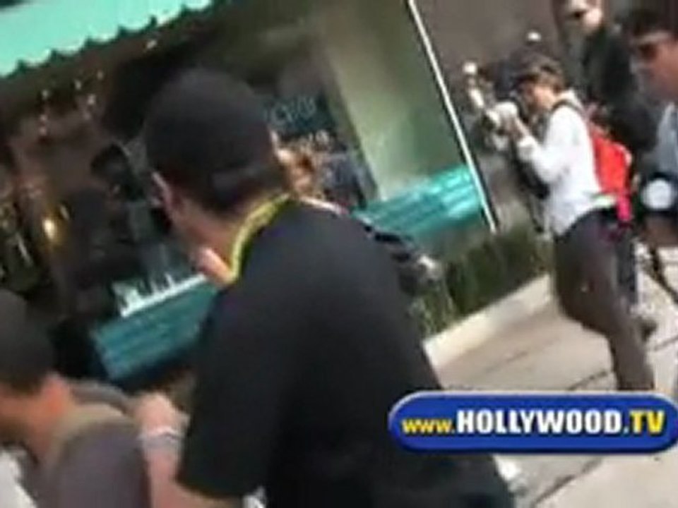 Amanda Brooks Shopping on Robertson Blvd