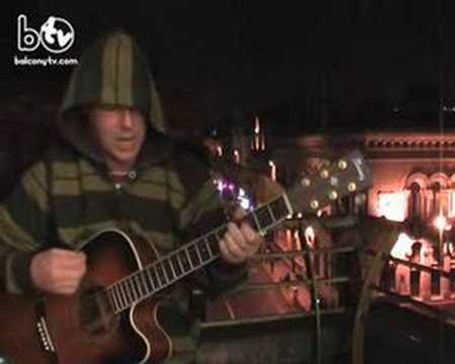 HOOVERS AND SLEDGEHAMMERS (BalconyTV)
