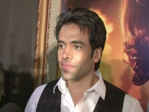 Tusshar Kapoor Nervous To Dance On The Remake Of Chandni Song - Bollywood News