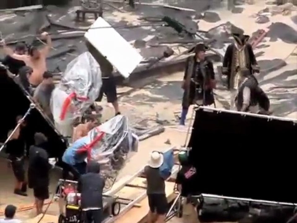 Pirates of the Caribbean - On Stranger Tides - Featurette - Filming In Hawaii