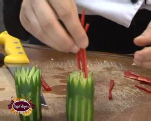 YEMEK SANATI SIK BİR SALATA TABAĞI