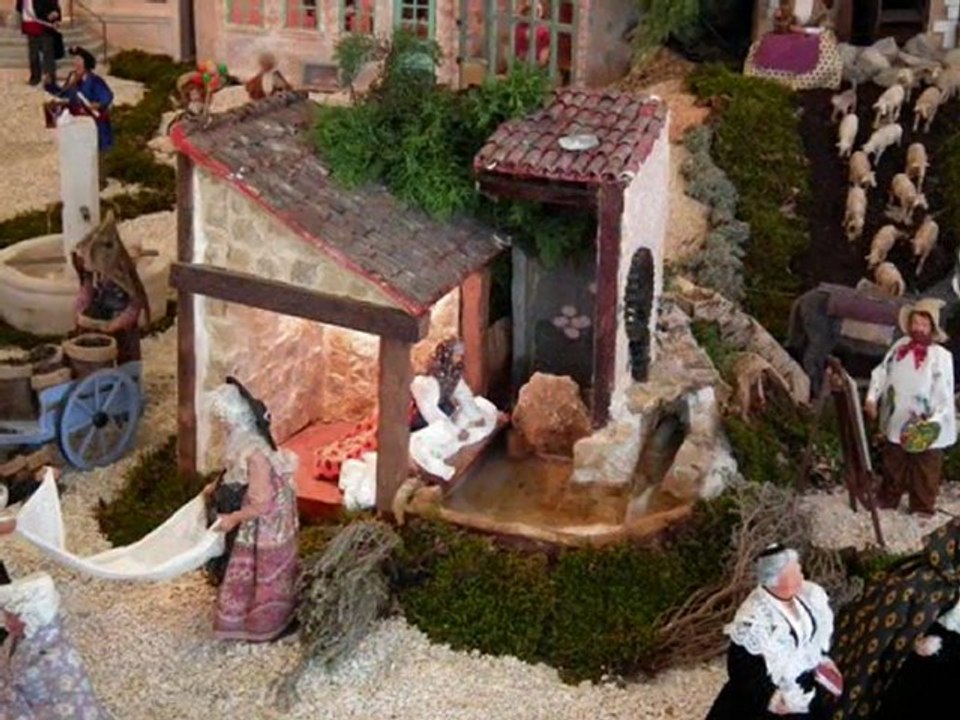 CRECHE PROVENCALE A SORGUES DE ALAIN MARIE 2011