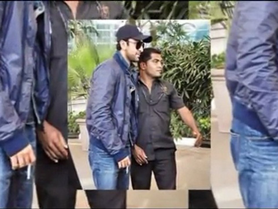 Ranbir Kapoor caught SMOKING