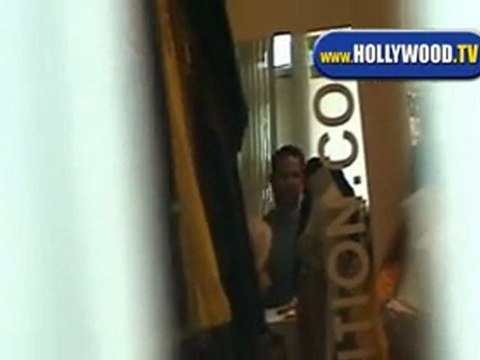 Lindsay Lohan Meets Carmen Electra Shopping