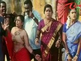Village Uncles Enjoying Hot Show Of L B Sriram's Wife - Telugu Comedy