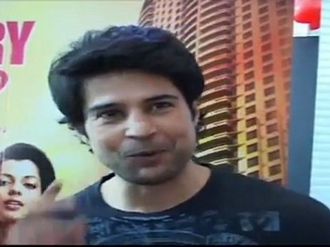 Hot Babe Mugdha Godse & Rajeev Khandelwal Promotes Movie 'Will You Marry Me?'