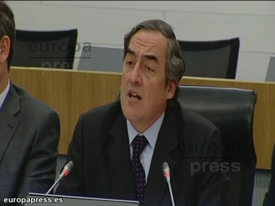 Rosell:"Gobierno ha cogido el toro por los cuernos"