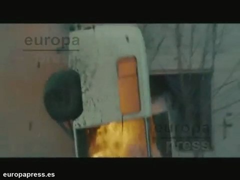 Jolie resucita entre lágrimas la división balcánica