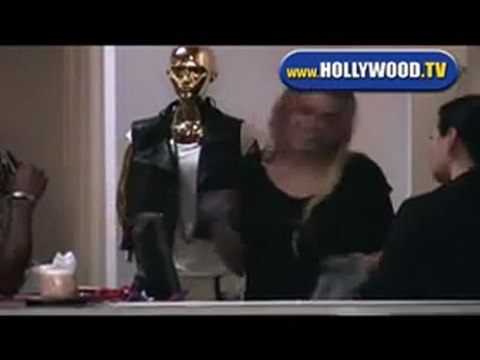 Lindsay Lohan Goes To Traffic School And Then Shops