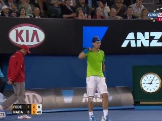 Download Video: Australian Open 2012 - Semifinals - Nadal vs Federer - Outstanding Point (HD)