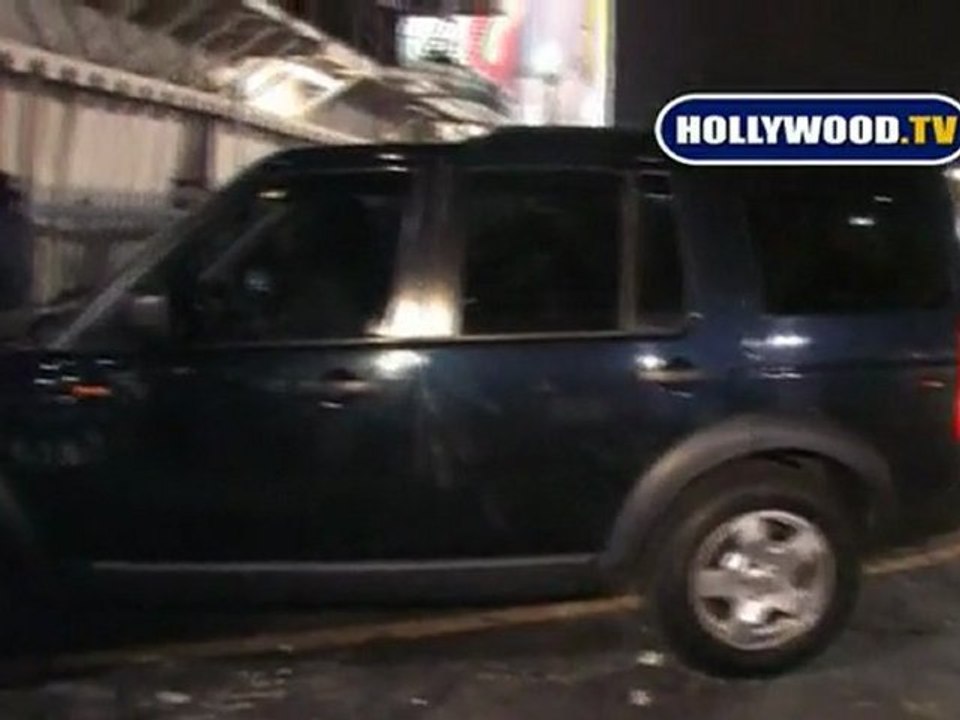 Lindsay Lohan Leaves Bardot Saturday Night All Covered Up