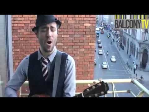 CHARLIE WINSTON - IN YOUR HANDS (BalconyTV)