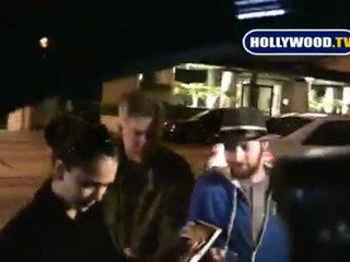 Jessica Alba and Hubby Make A Dinner Date At One.