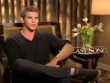 The Last Song Interview With Miley Cyrus & Liam Hemsworth - Amazon