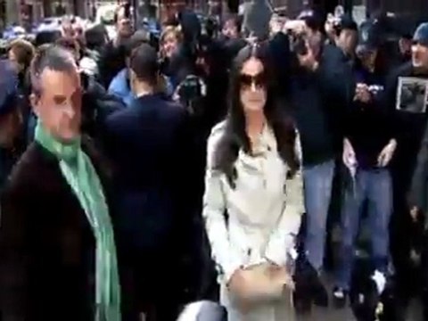 Rumer Willis Speaks About Demi Moore