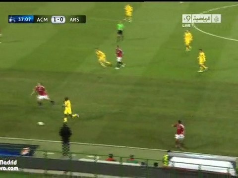 AC Milan VS Arsenal 2-0 Goal Robinho 38'