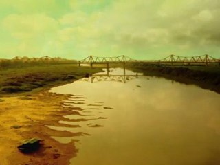 "FLEUVE ROUGE, SONG HONG" / "RED RIVER, SONG HONG"