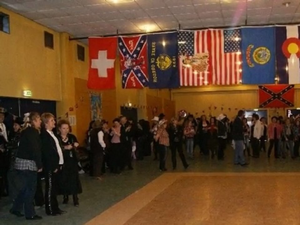 Bal 1ère Partie 11.02.2012  -  COWBOY  HAT  DANCERS