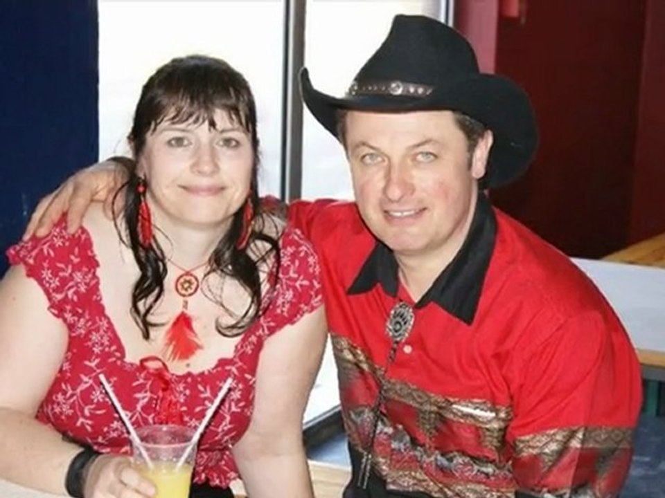 Bal 2ème Partie 11.02.2012  -  COWBOY  HAT  DANCERS