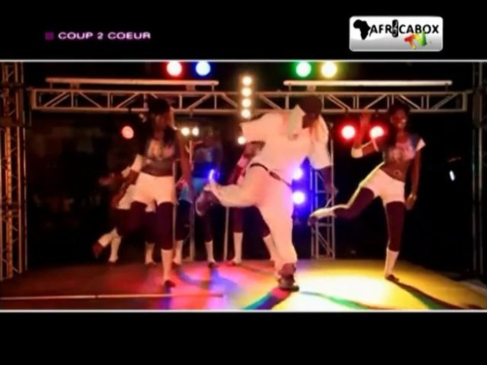 Wally Ballago Seck - Wally family (clip OFFICIEL)