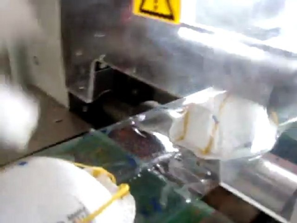 Disposable respirator packing machine manufacturer