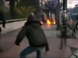 Nik The Greek - The 'battle' of Athens (Η 'μάχη' της Αθήνας) Street footage on February 12, 2012