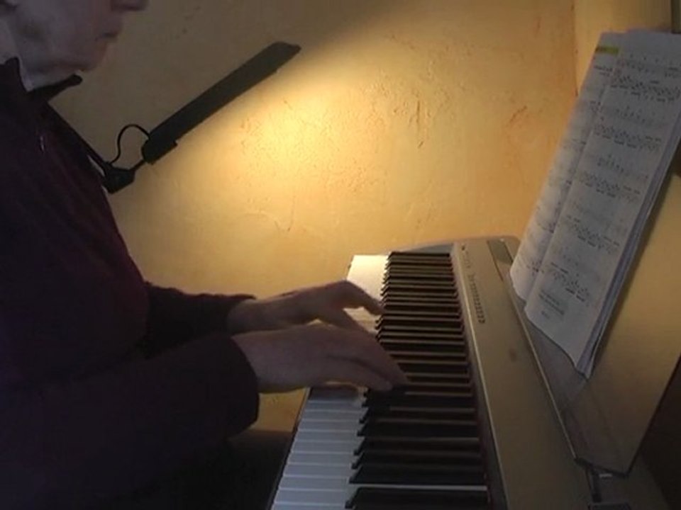 Monique piano fev 2012