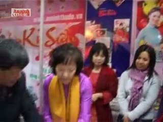 Rộn ràng khai Hội Báo Xuân