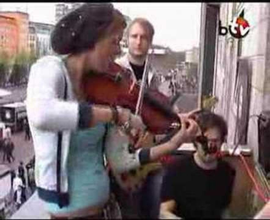 FRIEKSHOW (BalconyTV)