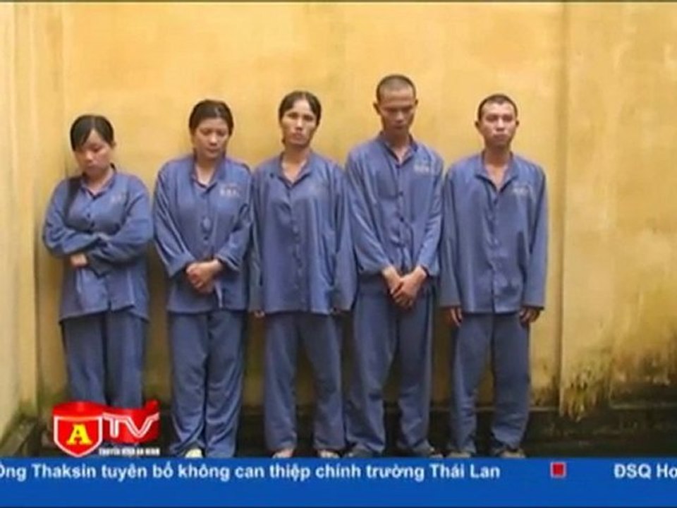 CAH Từ Liêm bắt giữ 5 đối tượng liên quan tới một đường dây buôn bán phụ nữ qua biên giới