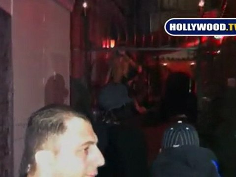 Tommy Lee Wishes You a Happy Holidays