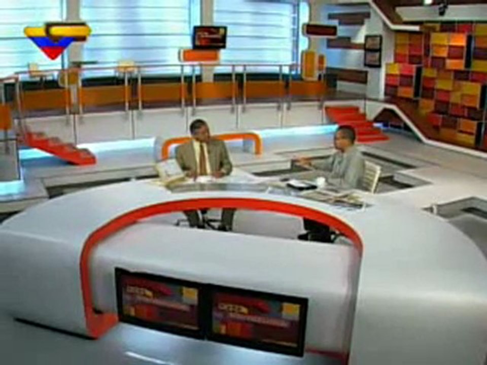 (VIDEO) Toda Venezuela 16.02.2012 Juan Scorza director de la Encuestadora ICS  1/2