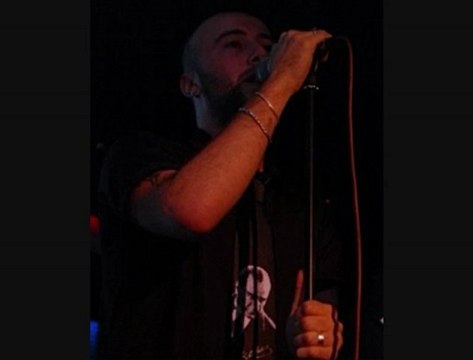 Emre AKAT BU ARA İHTİYACIM VAR SANA