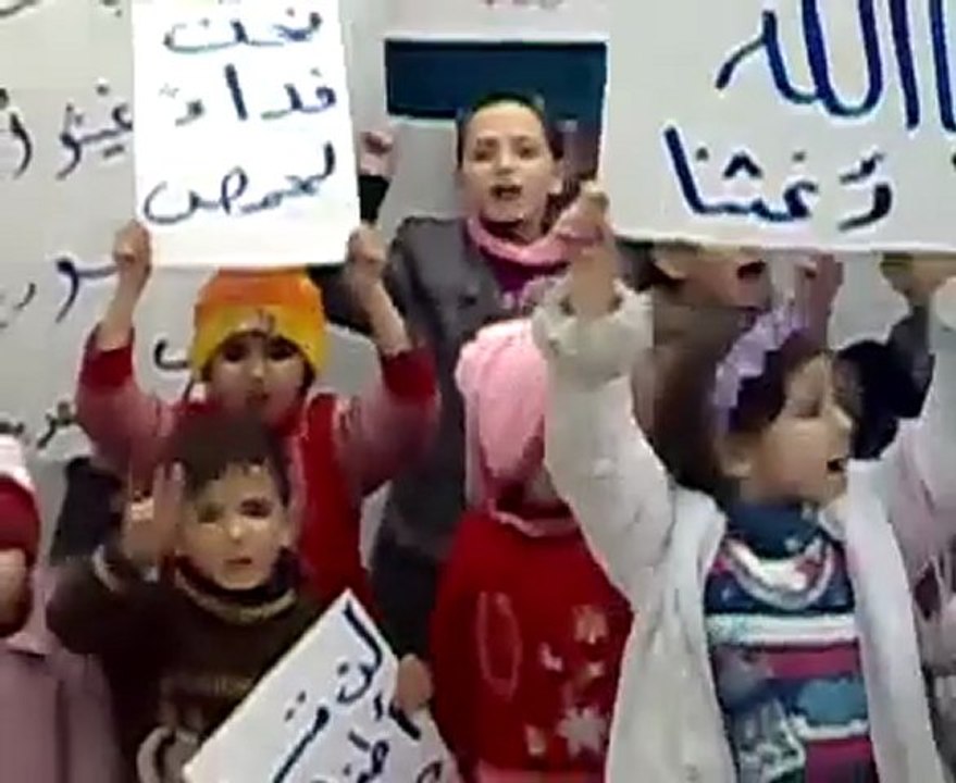 فري برس   عربين مظاهرة أطفال رائعة جداً جداً