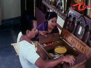 L B Sriram Behaves As Miser - Comedy With His Wife
