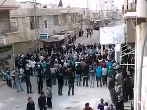 فري برس ريف دمشق عرطوز مظاهرة احرار الجولان بعد التشييع 15 2 2012