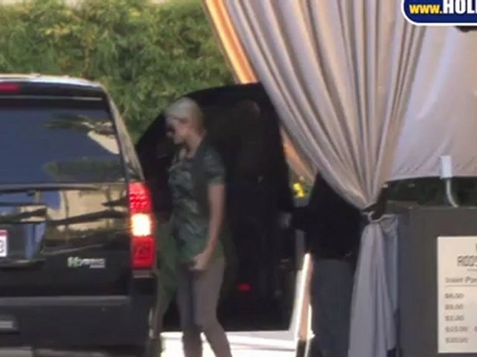 Paris Hilton Filmed Exiting the Roosevelt