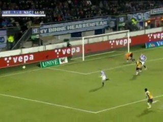 Pays-Bas - Heerenven reste dans la course