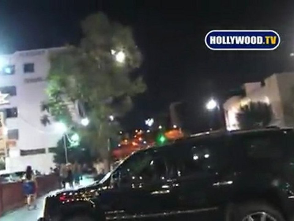 Lindsay Lohan Runs Out Of Bardot Nightclub.