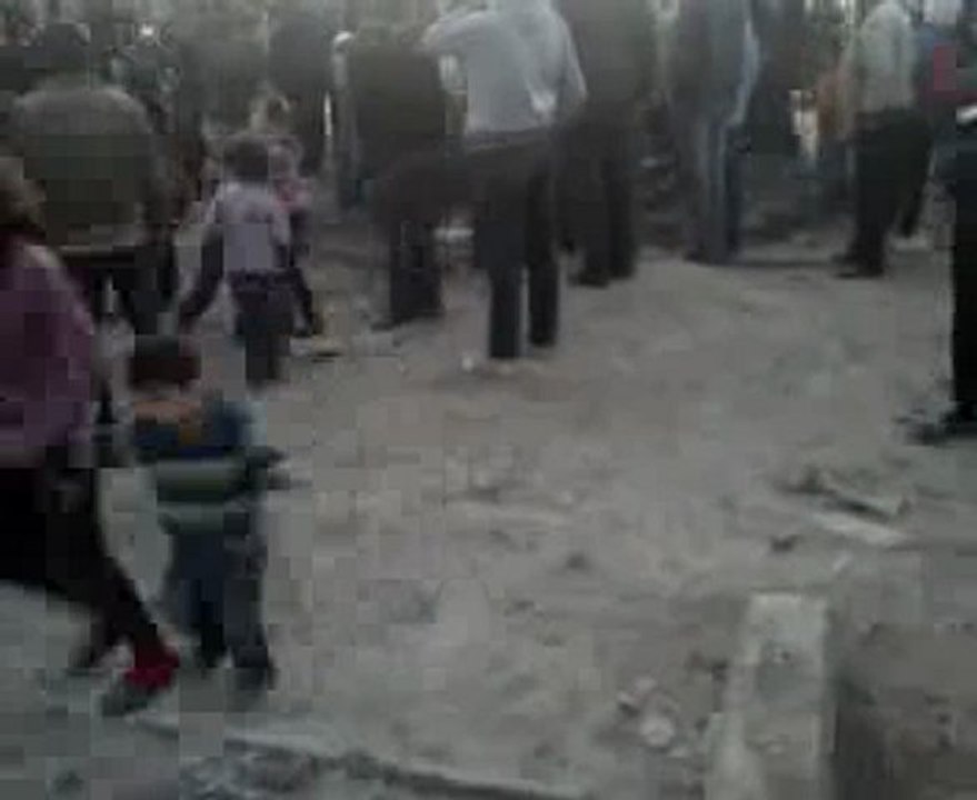 فري برس   الحسكة تل حجر اعتصام اهالي الحسكة في انتظار وصول جثمان  الشهيد فرهاد محمد سعيد خلو 15 2 2012