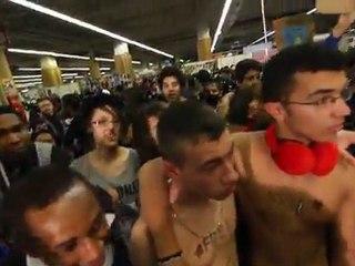 PARIS MANGA 2012   http://www.mgvtv.com   EXCLUSIF EXCLUSIF BIENTOT TOUTES LES VIDEOS  BUZZZZZZ